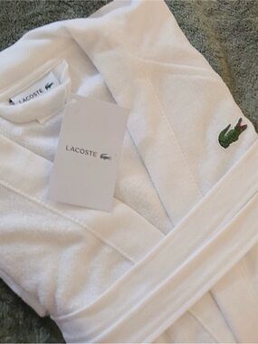 Lacoste White Women’s Terry Bathrobe with Green Crocodile Logo